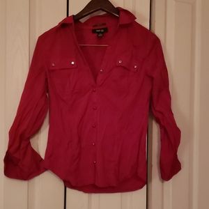 SALE! Magenta Stretch V-Neck 13% off!